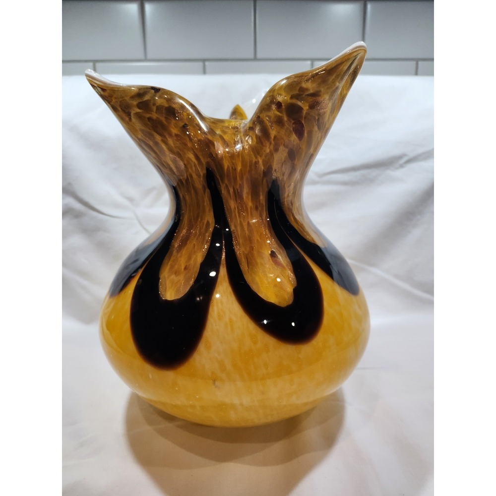 Murano Orange and Black Glass Base 21 cm high 17.5 cm wide 2.4 kg